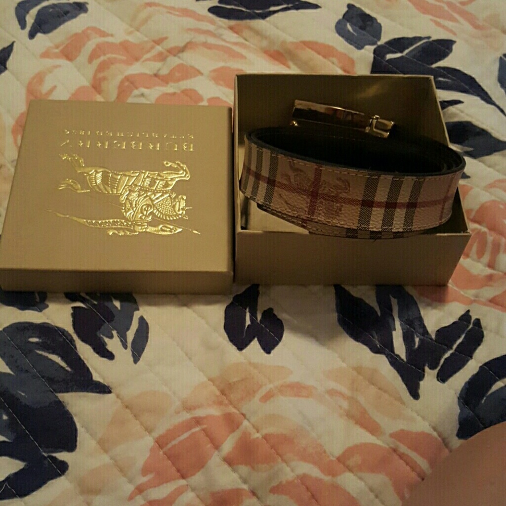 Burberry belt